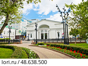 Театр "Современник". Весенний день. Чистопрудный бульвар, 19 А. Москва. Россия. Редакционное фото, фотограф E. O. / Фотобанк Лори
