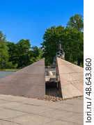 Kronstadt, St. Petersburg, Russia - June 11, 2015: St. Nicholas Naval Cathedral and memorial with eternal flame on Anchor Square in Kronstadt, Russia. Kronstadt's calling card. Редакционное фото, фотограф Оксана Медведева / Фотобанк Лори