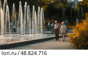 Пара на прогулке. Стоковое AI-изображение, AI-художник Даниил Кондруненко / Фотобанк Лори