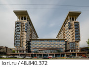 Фасад ЖК «Новоясеневский». Москва. Редакционное фото, фотограф Игорь Рожков / Фотобанк Лори