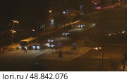 Christmas town in Russia illuminations transport winter frost snow. Стоковое видео, видеограф Алексей Сергеев / Фотобанк Лори