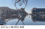 Outdoor installations in the cultural village of Qatar, Qatar, Doha. Стоковое видео, видеограф IRYNA ZAKHARANKA / Фотобанк Лори