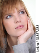 Pensive woman. Стоковое фото, агентство Ingram Publishing / Фотобанк Лори