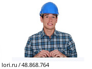 Apprehensive builder. Стоковое фото, агентство Ingram Publishing / Фотобанк Лори
