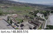the ancient city of Hierapolis. This is an ancient city near Pamukkale. drone. Стоковое видео, видеограф German Zvyagin / Фотобанк Лори