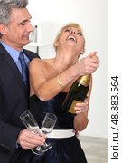 Celebrating their anniversary. Стоковое фото, агентство Ingram Publishing / Фотобанк Лори