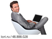 businessman with laptop. Стоковое фото, агентство Ingram Publishing / Фотобанк Лори