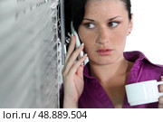 Office worker with coffee. Стоковое фото, агентство Ingram Publishing / Фотобанк Лори