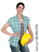 Female manual worker. Стоковое фото, агентство Ingram Publishing / Фотобанк Лори