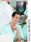 Nurse in a radiology unit. Стоковое фото, агентство Ingram Publishing / Фотобанк Лори