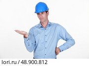 businessman looking skeptic about something. Стоковое фото, агентство Ingram Publishing / Фотобанк Лори