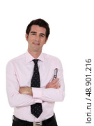 Businessman with his arms folded. Стоковое фото, агентство Ingram Publishing / Фотобанк Лори