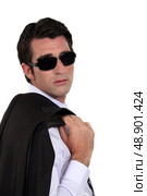 Businessman wearing sunglasses. Стоковое фото, агентство Ingram Publishing / Фотобанк Лори
