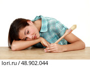A bored female painter. Стоковое фото, агентство Ingram Publishing / Фотобанк Лори