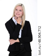 Confident blond business woman. Стоковое фото, агентство Ingram Publishing / Фотобанк Лори