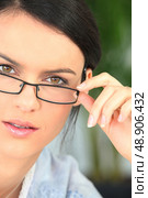 Brunette with glasses. Стоковое фото, агентство Ingram Publishing / Фотобанк Лори