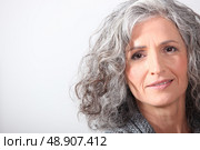 Portrait of woman with gray hair. Стоковое фото, агентство Ingram Publishing / Фотобанк Лори
