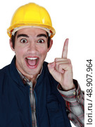 Tradesman with a brilliant idea. Стоковое фото, агентство Ingram Publishing / Фотобанк Лори