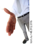 Man handing out hand. Стоковое фото, агентство Ingram Publishing / Фотобанк Лори