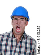Shocked builder. Стоковое фото, агентство Ingram Publishing / Фотобанк Лори