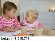 Children drawing. Стоковое фото, агентство Ingram Publishing / Фотобанк Лори