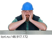 Bored builder. Стоковое фото, агентство Ingram Publishing / Фотобанк Лори