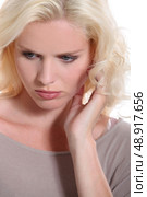 Portrait of anxious woman. Стоковое фото, агентство Ingram Publishing / Фотобанк Лори
