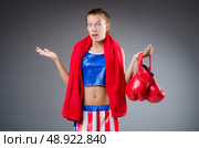 Woman boxer in uniform with US symbols. Стоковое фото, агентство Ingram Publishing / Фотобанк Лори