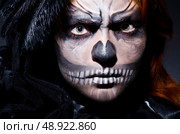 Scary monster in dark room. Стоковое фото, агентство Ingram Publishing / Фотобанк Лори