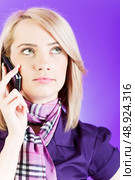Attractive girl speaking on the mobile phone. Стоковое фото, агентство Ingram Publishing / Фотобанк Лори