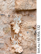 Ancient columns in Cartagena Roman Amphitheater at Murcia Spain. Стоковое фото, агентство Ingram Publishing / Фотобанк Лори