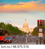 Capitol sunset Pennsylvania Avenue congress Washington DC USA. Стоковое фото, агентство Ingram Publishing / Фотобанк Лори