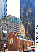 Boston Old State House buiding in Massachusetts 
USA. Стоковое фото, агентство Ingram Publishing / Фотобанк Лори