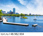 Boston sailboats of Charles River at The Esplanade in Massachusetts USA. Стоковое фото, агентство Ingram Publishing / Фотобанк Лори