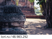 Ancient ruins of Buddhist temples at Wat Mahathat in Thailand. Стоковое фото, агентство Ingram Publishing / Фотобанк Лори