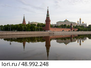 Москва. Утренний вид на Кремль. Редакционное фото, фотограф Литвяк Игорь / Фотобанк Лори