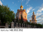 Москва Церковь Великомученика Никиты на Старой Басманной. Редакционное фото, фотограф Литвяк Игорь / Фотобанк Лори