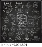 Catchwords blackboard chalk design. Chalk written prepositions catchwords signs collection with paris romantic heart love  emblem composition blackboard abstract vector illustration. Стоковая иллюстрация, агентство Ingram Publishing / Фотобанк Лори