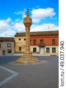 Boadilla del Camino Gothic rollo by Saint James Way XV century in Castilla Leon Spain. Стоковое фото, агентство Ingram Publishing / Фотобанк Лори