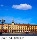 Leon Plaza Mayor arcade in Way of Saint James at Castilla Spain. Стоковое фото, агентство Ingram Publishing / Фотобанк Лори