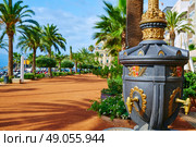 Ayuntamiento Lloret de Mar at Jacint Verdaguer passeig promenade City Hall Costa Brava of Catalonia Spain. Стоковое фото, агентство Ingram Publishing / Фотобанк Лори