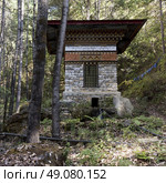 Stupa at the Taktsang Monastery, Paro, Paro District, Paro Valley, Bhutan. Стоковое фото, агентство Ingram Publishing / Фотобанк Лори