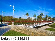 Valencia Puente de las Flores flowers bridge in Spain. Стоковое фото, агентство Ingram Publishing / Фотобанк Лори