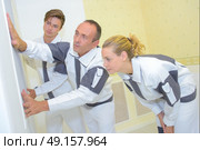 taper learners and the teacher. Стоковое фото, агентство Ingram Publishing / Фотобанк Лори