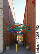 Market Street (Alley Walk) in Wabash, Indiana, United States (2014 год). Редакционное фото, фотограф Валерия Попова / Фотобанк Лори