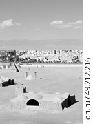blur in iran near yazd the antique zoroastrian temple abandonated house and contruction. Стоковое фото, агентство Ingram Publishing / Фотобанк Лори