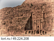 tomb in the antique site of petra in jordan the beautiful wonder of the world. Стоковое фото, агентство Ingram Publishing / Фотобанк Лори