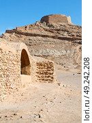 blur in iran near yazd the antique zoroastrian temple abandonated house and contruction. Стоковое фото, агентство Ingram Publishing / Фотобанк Лори