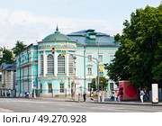 Картинная галерея Ильи Глазунова. Лето. Улица Волхонка, дом 13. Москва. Редакционное фото, фотограф E. O. / Фотобанк Лори