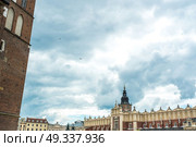 market on the central tourist area of Krakow in Poland. Стоковое фото, агентство Ingram Publishing / Фотобанк Лори